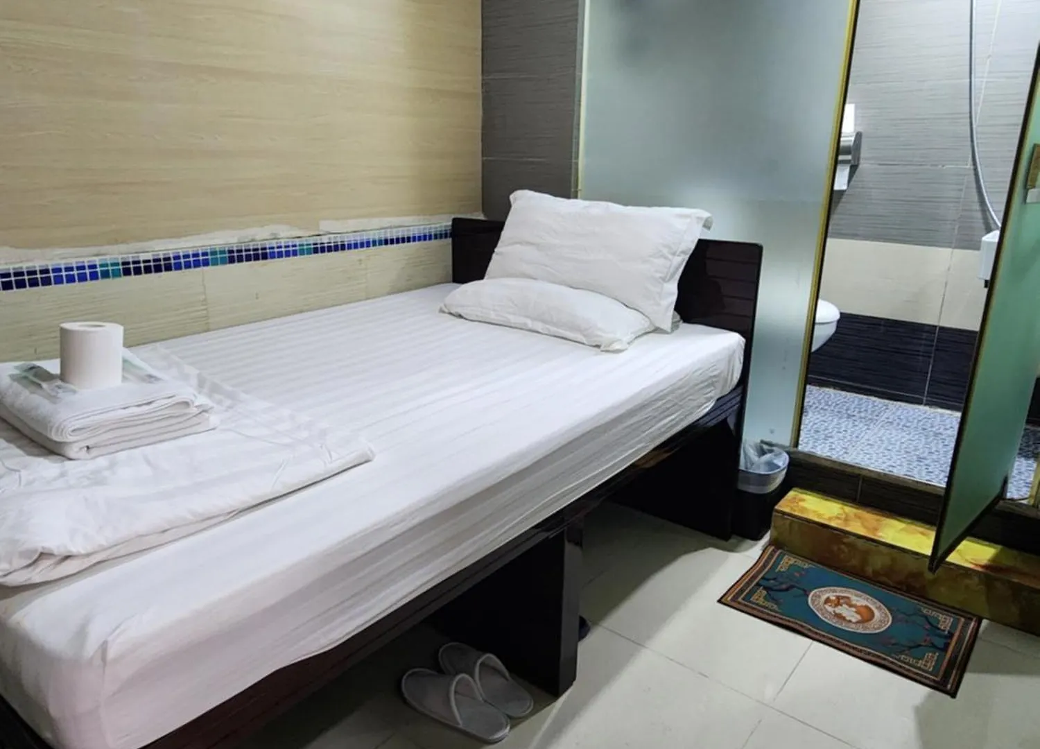 Kk Hotel -Hostel Reception 10Th Floor Block D Chung King Mansion 40Nathan Road Tsim Sha Tsui Hong Kong